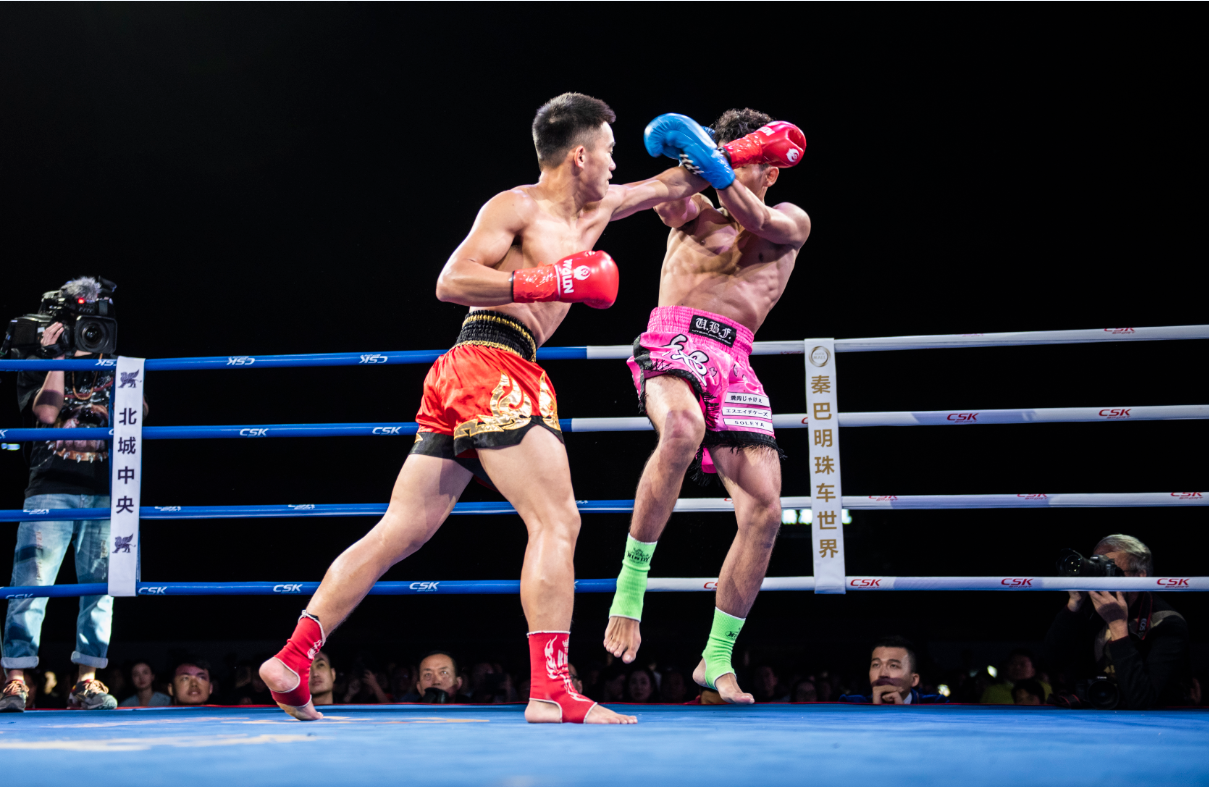 DFM血洗KT,Knight关键团战开团秒人顶尖较量入围赛,让粉丝疯狂欢呼 DFM血洗KT,Knight关键团战开团秒人顶尖较量入围赛,让粉丝疯狂欢呼