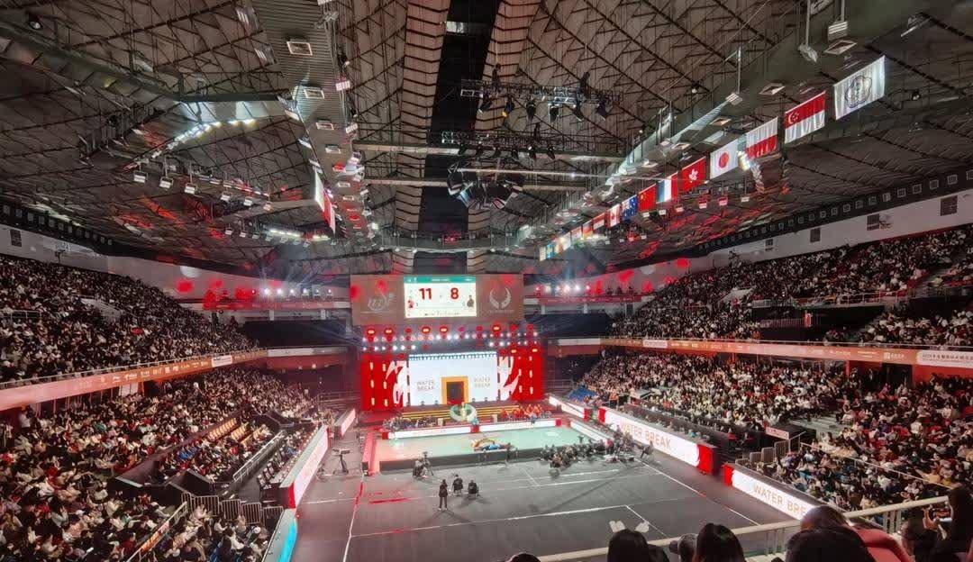 开云体育APP下载-G2横扫EG，Jankos线上压制力十足宿命之战成都决赛之夜，强势挺进下一轮