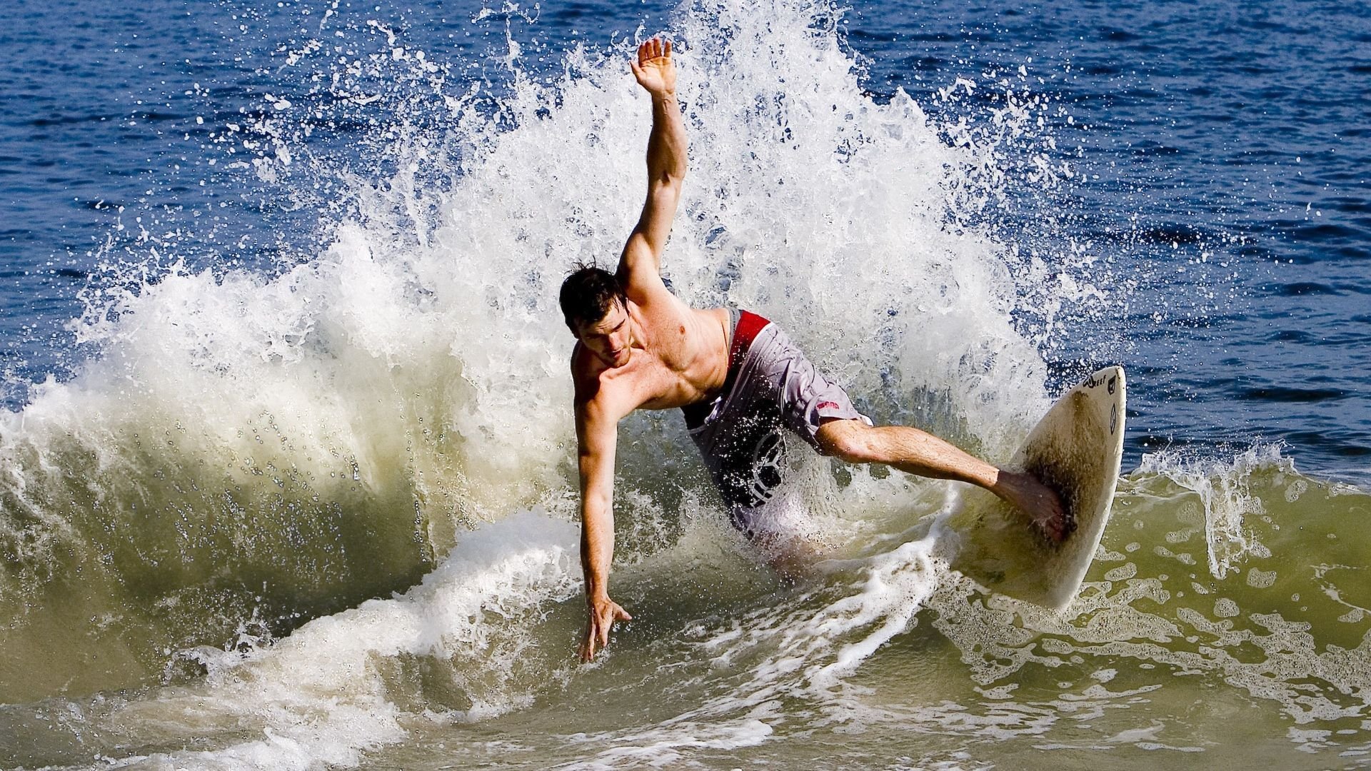 北欧童话终章,瑞士军刀如何斩断丹麦奇迹?