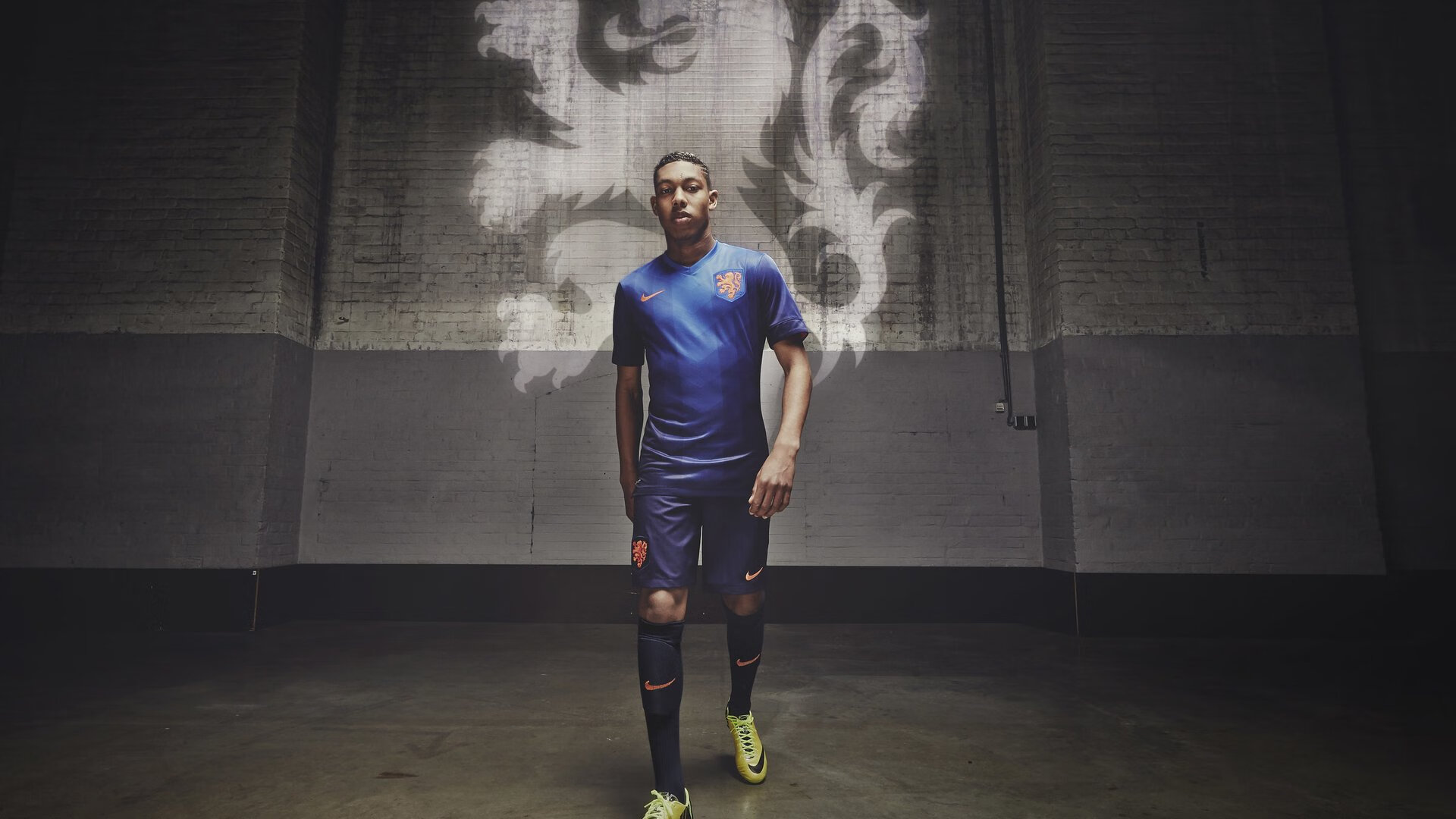 英超争冠夜的血脉偾张，被一个打篮球的节奏大师道破了天机